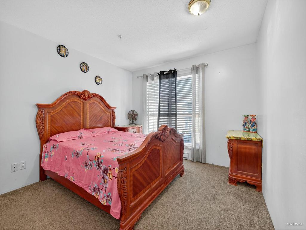 Listing Image for R3075082