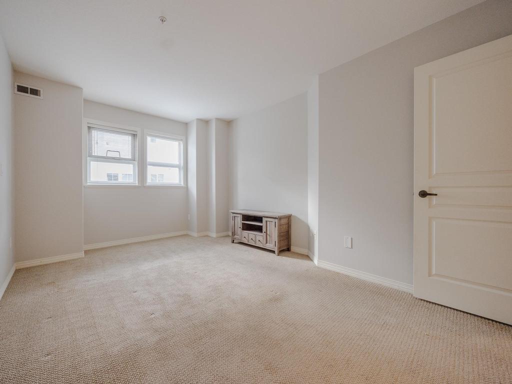 Listing Image for R3075149