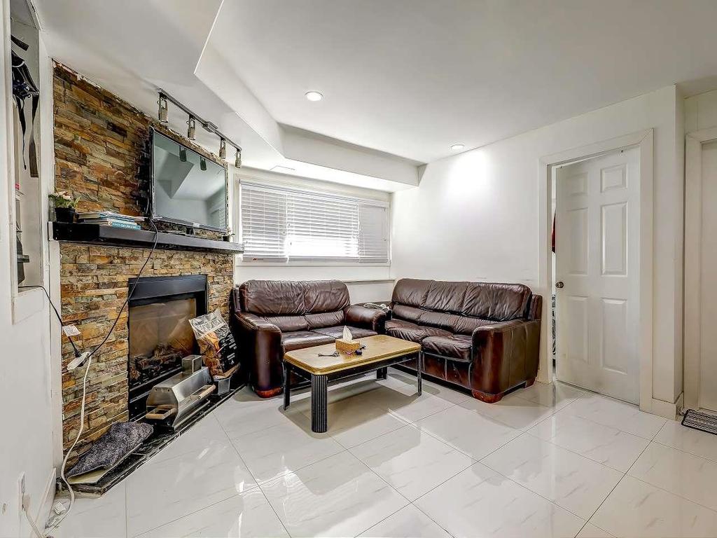 Listing Image for R3075212