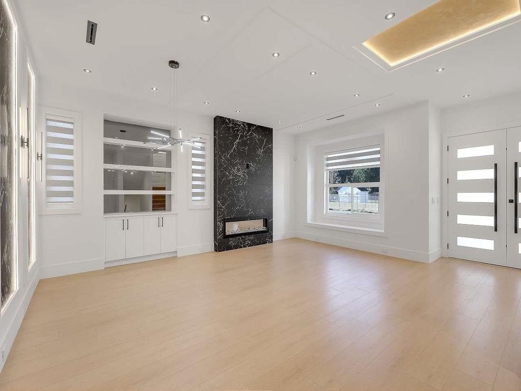 Listing Image for R3075592