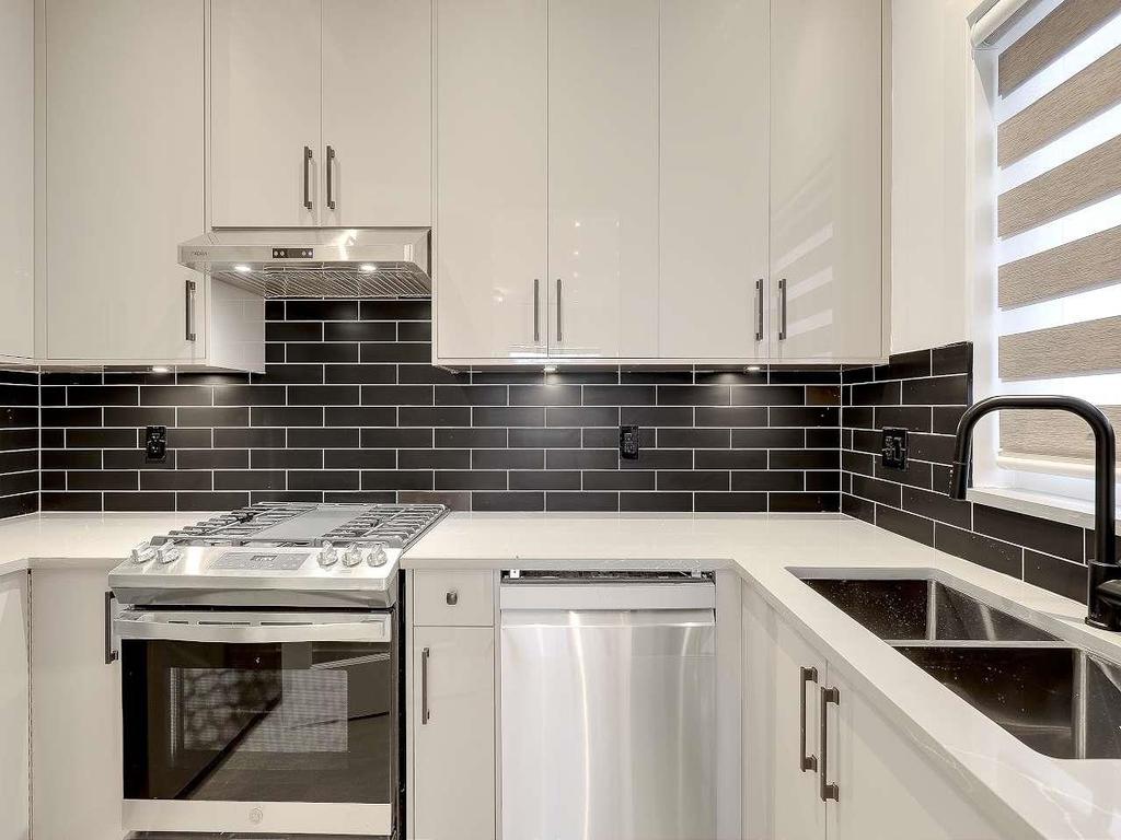 Listing Image for R3075592