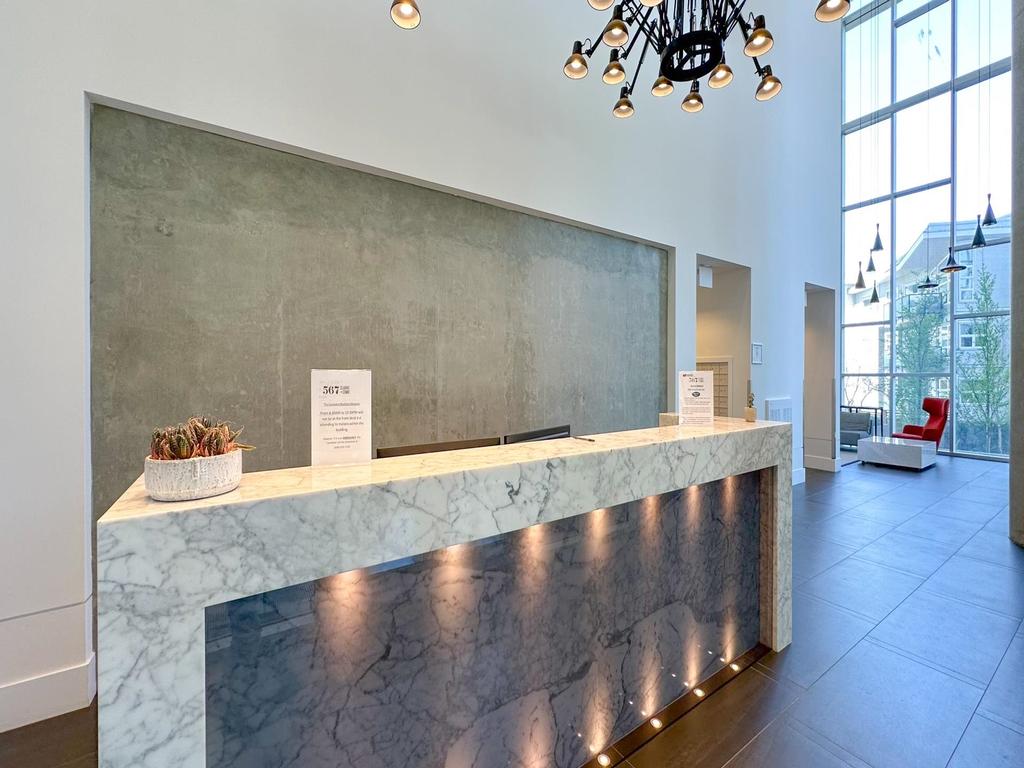 Listing Image for R3075605