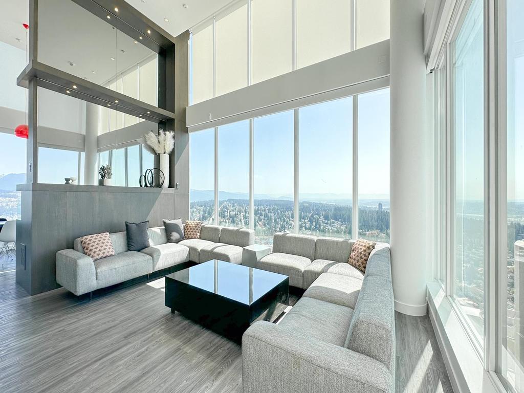 Listing Image for R3075605