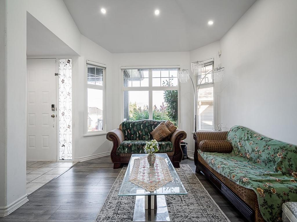 Listing Image for R3075629