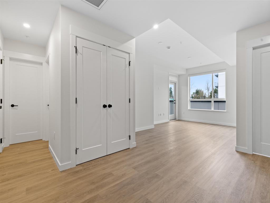 Listing Image for R3075632