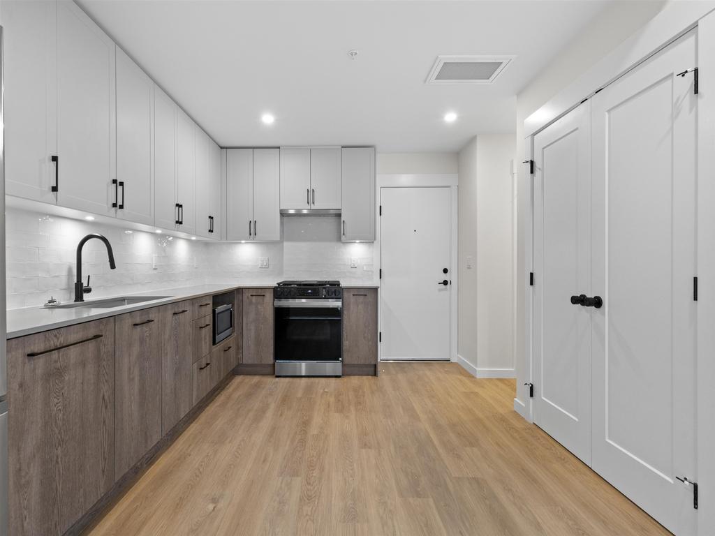 Listing Image for R3075632