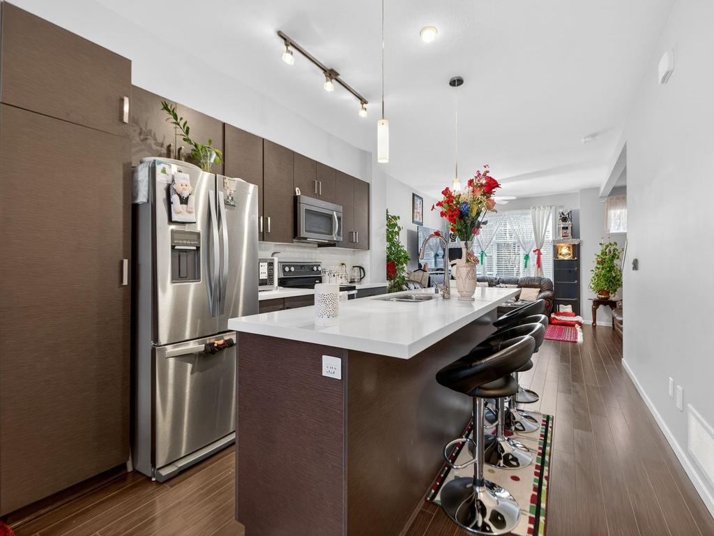 Listing Image for R3075636