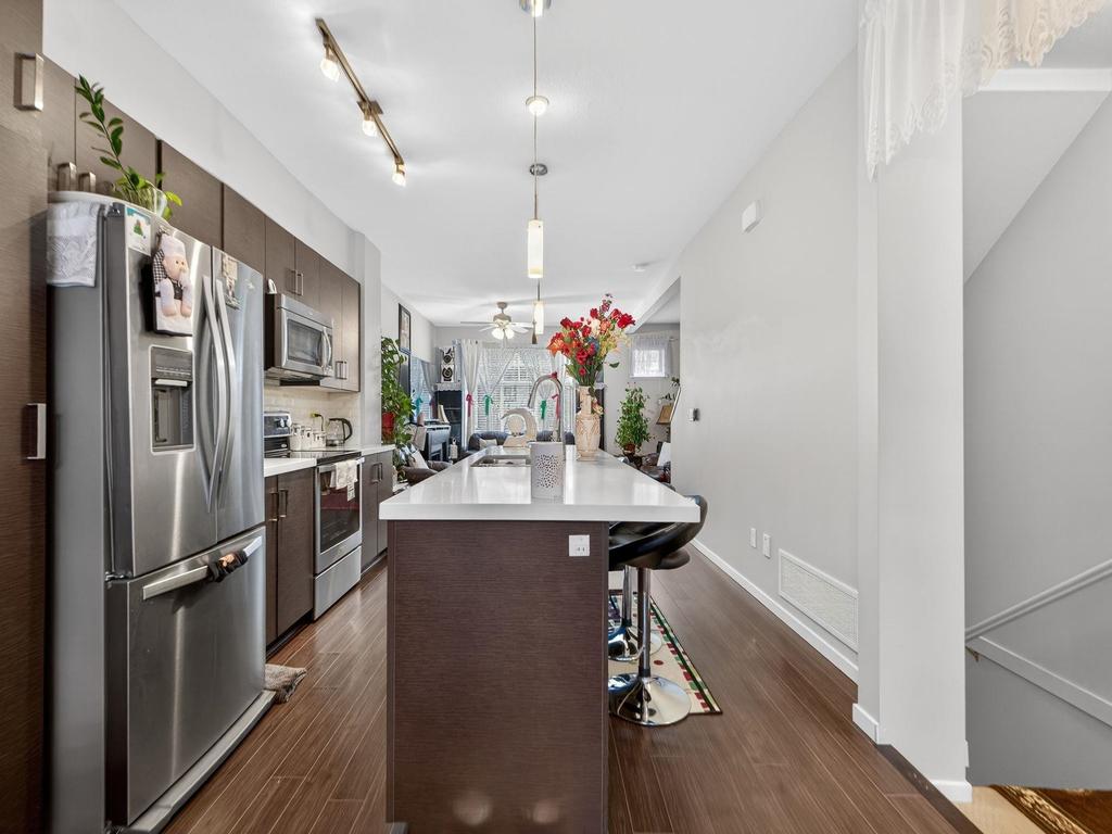 Listing Image for R3075636