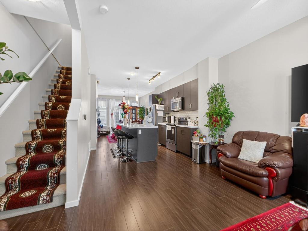 Listing Image for R3075636