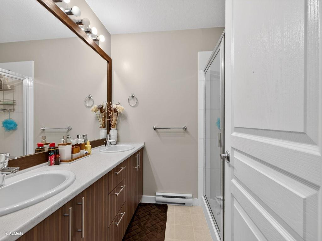 Listing Image for R3075644