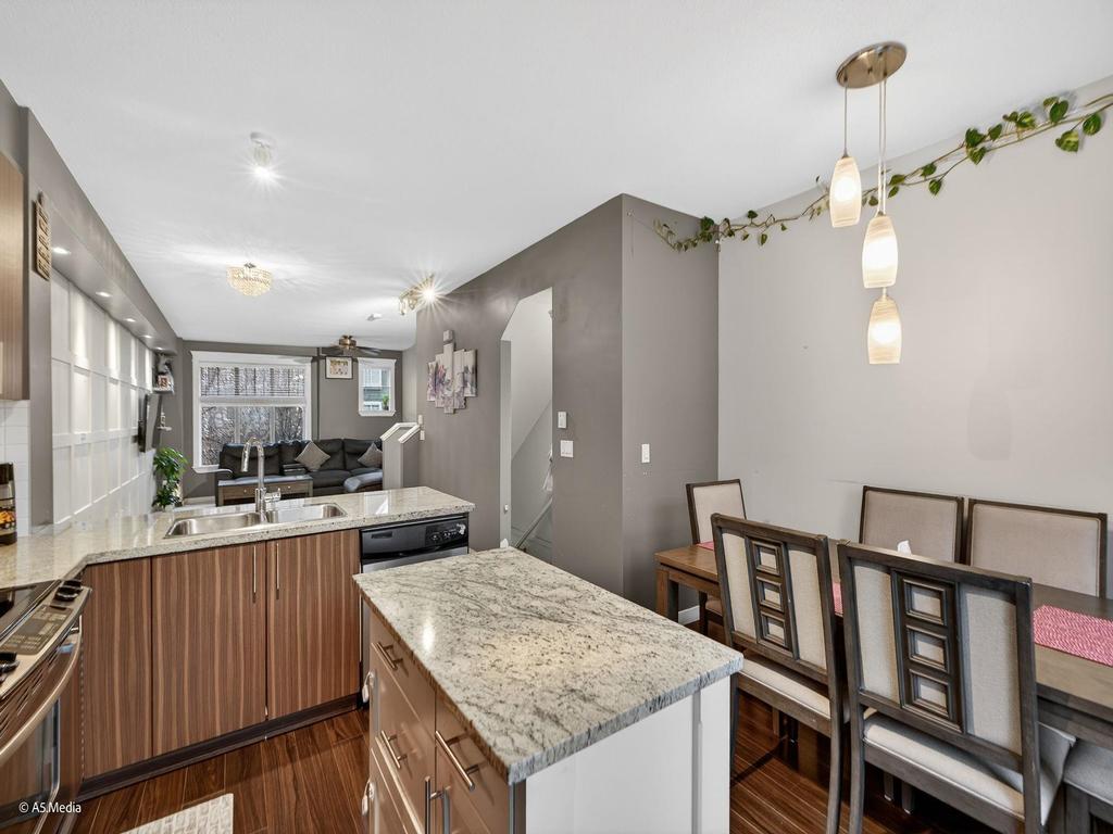 Listing Image for R3075644