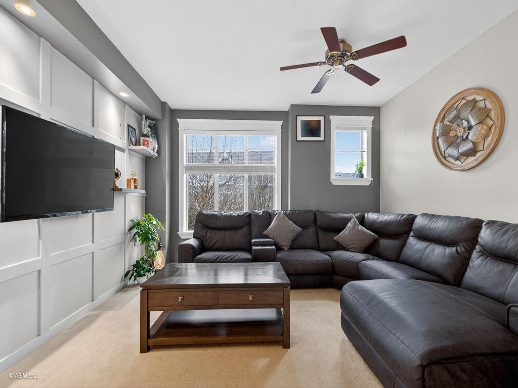 Listing Image for R3075644