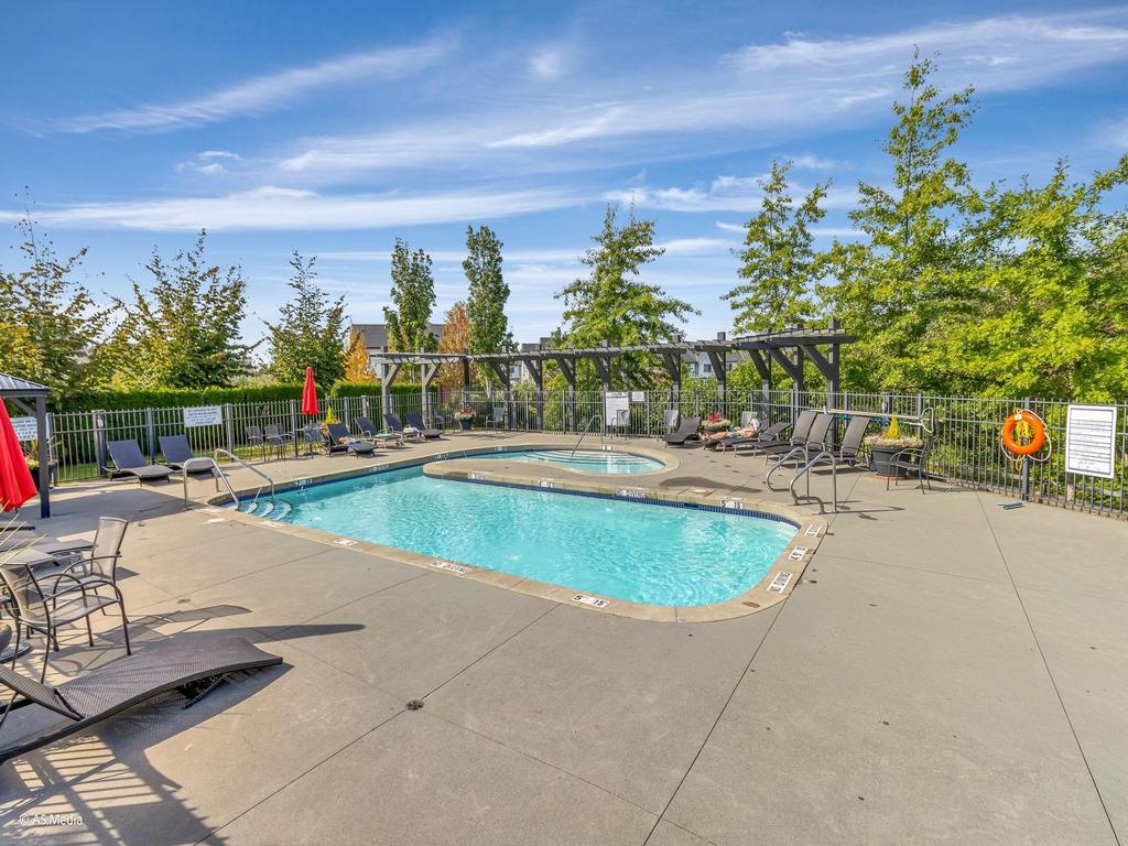 Listing Image for R3075644