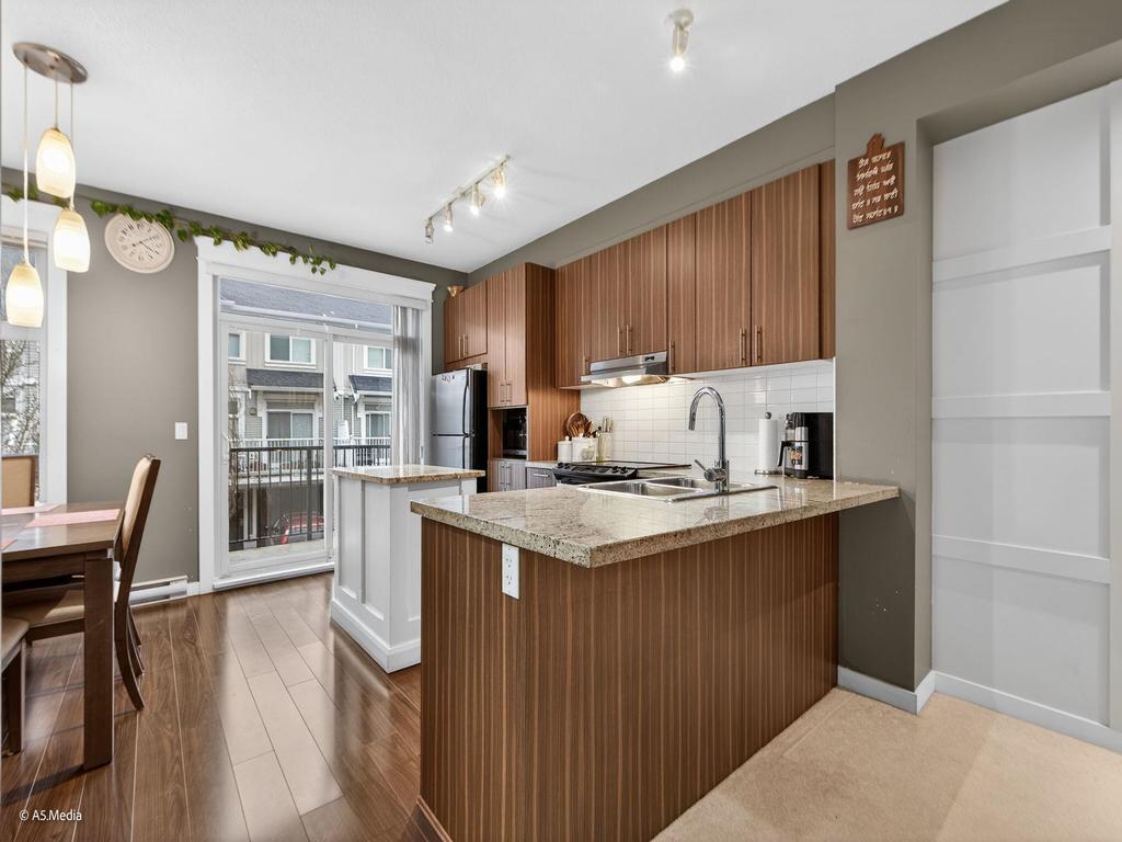 Listing Image for R3075644