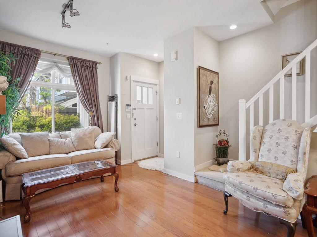 Listing Image for R3075694