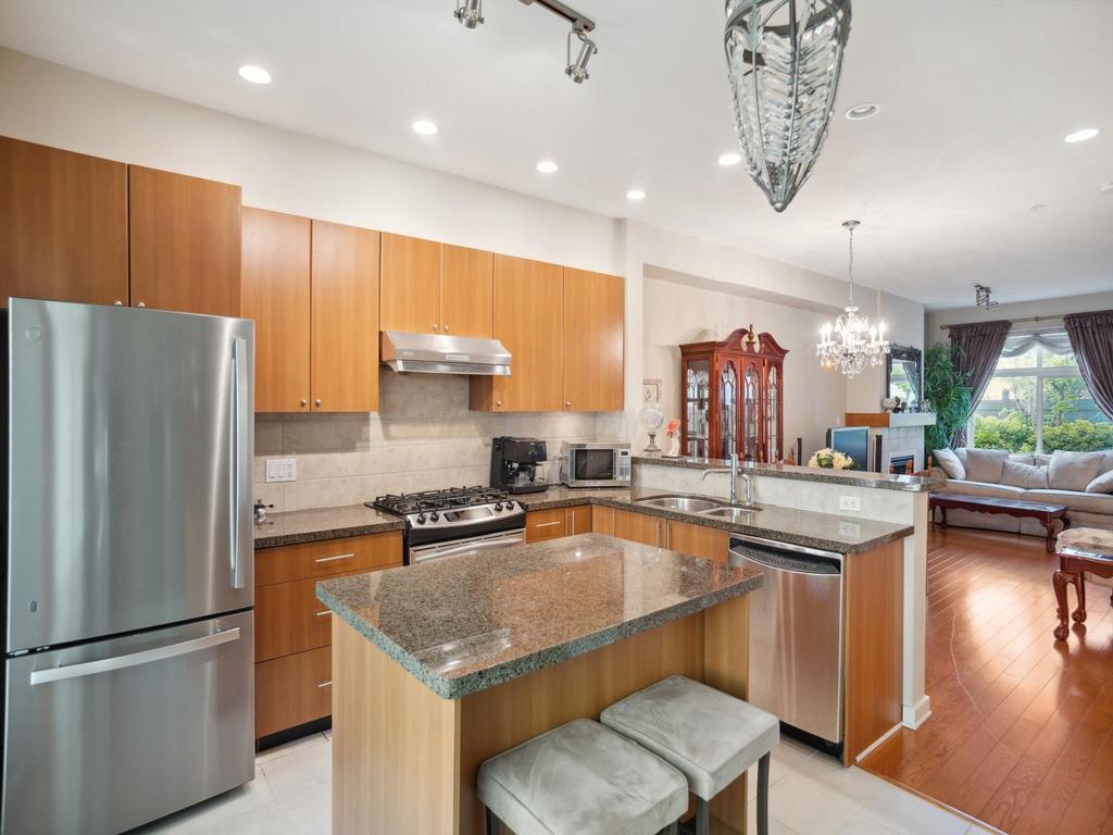 Listing Image for R3075694