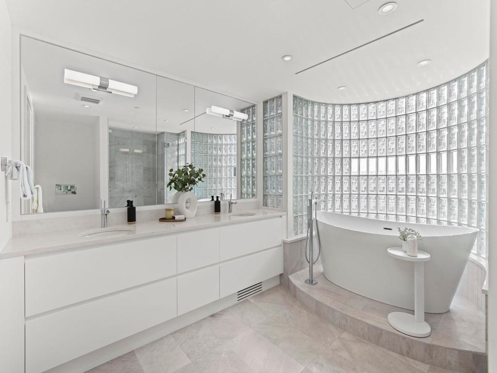 Listing Image for R3075792