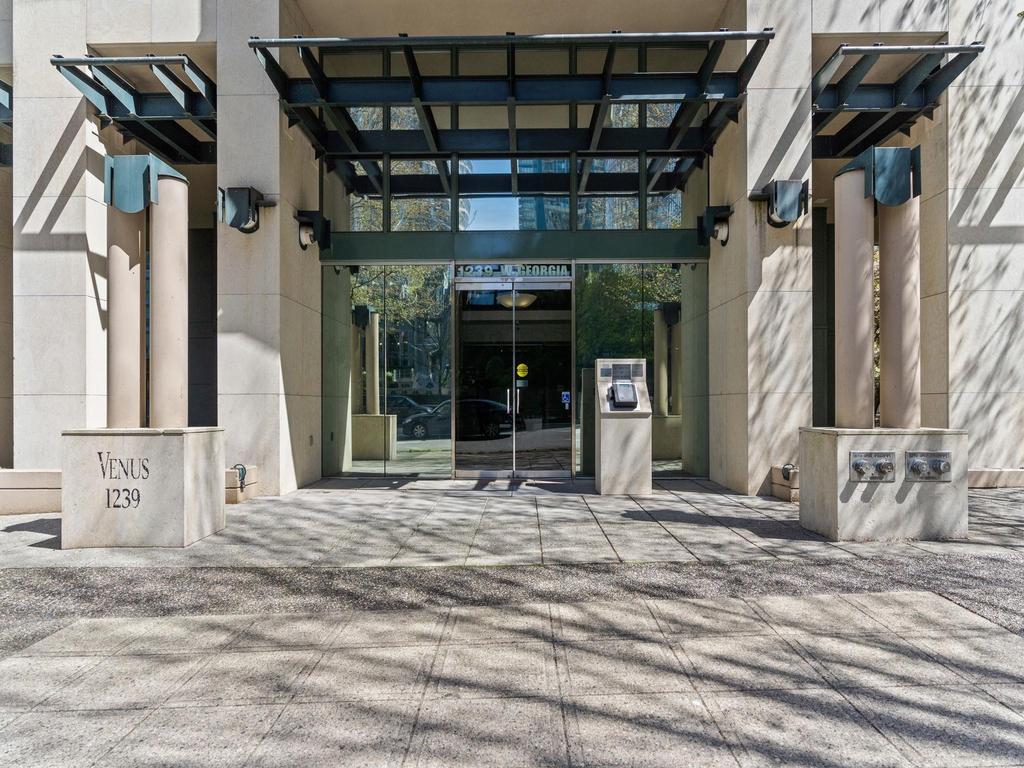 Listing Image for R3075846