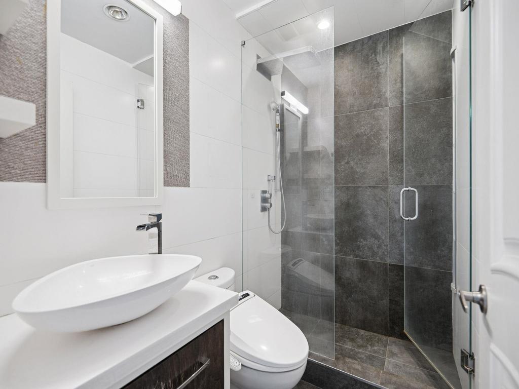 Listing Image for R3075846