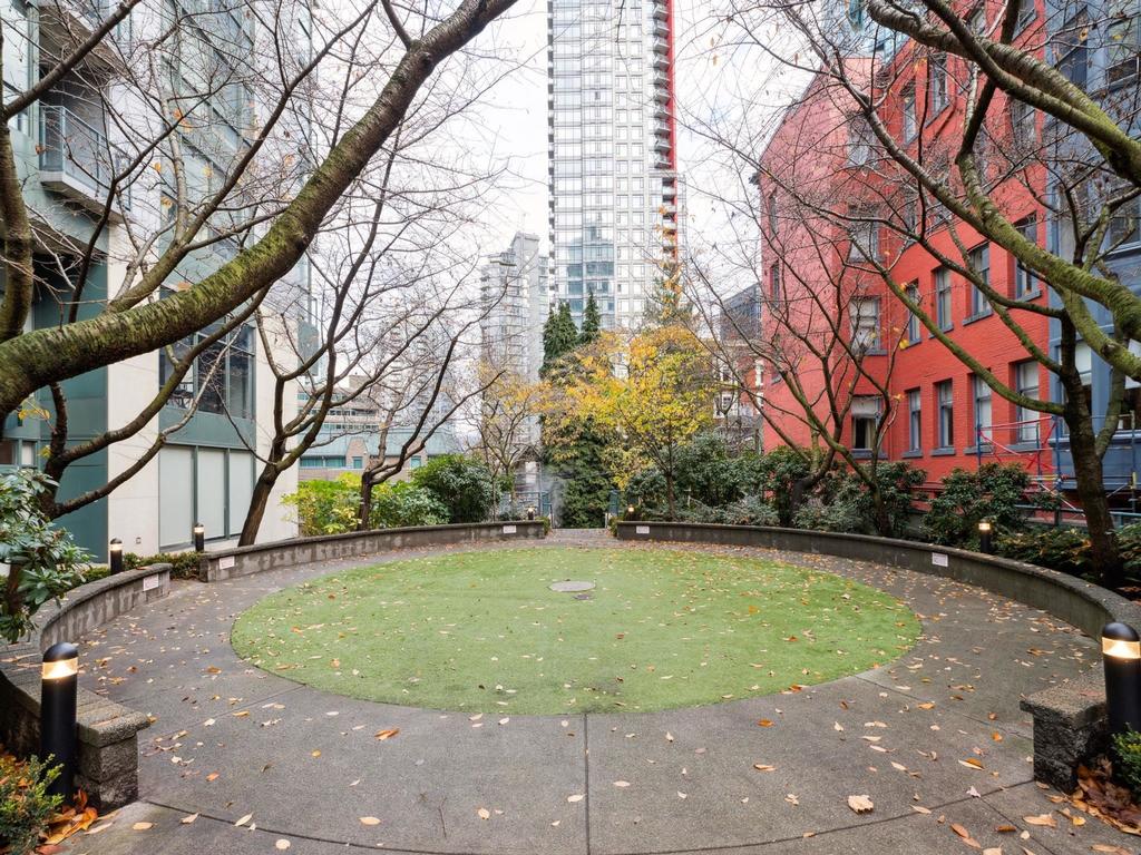 Listing Image for R3075846