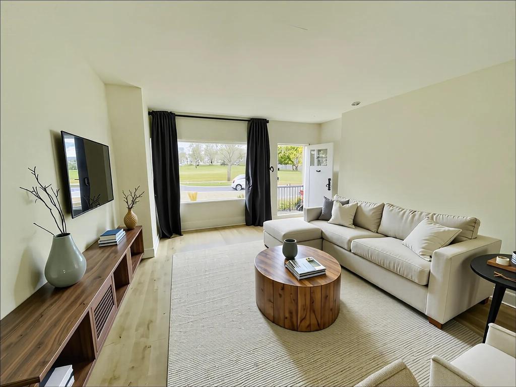 Listing Image for R3075877