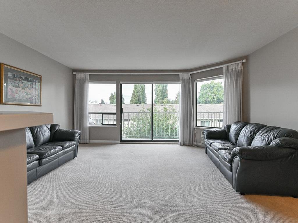 Listing Image for R3075878