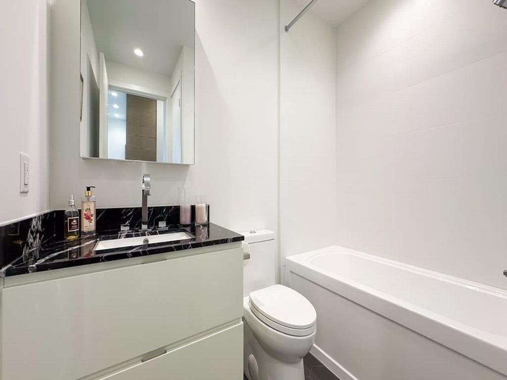 Listing Image for R3075944