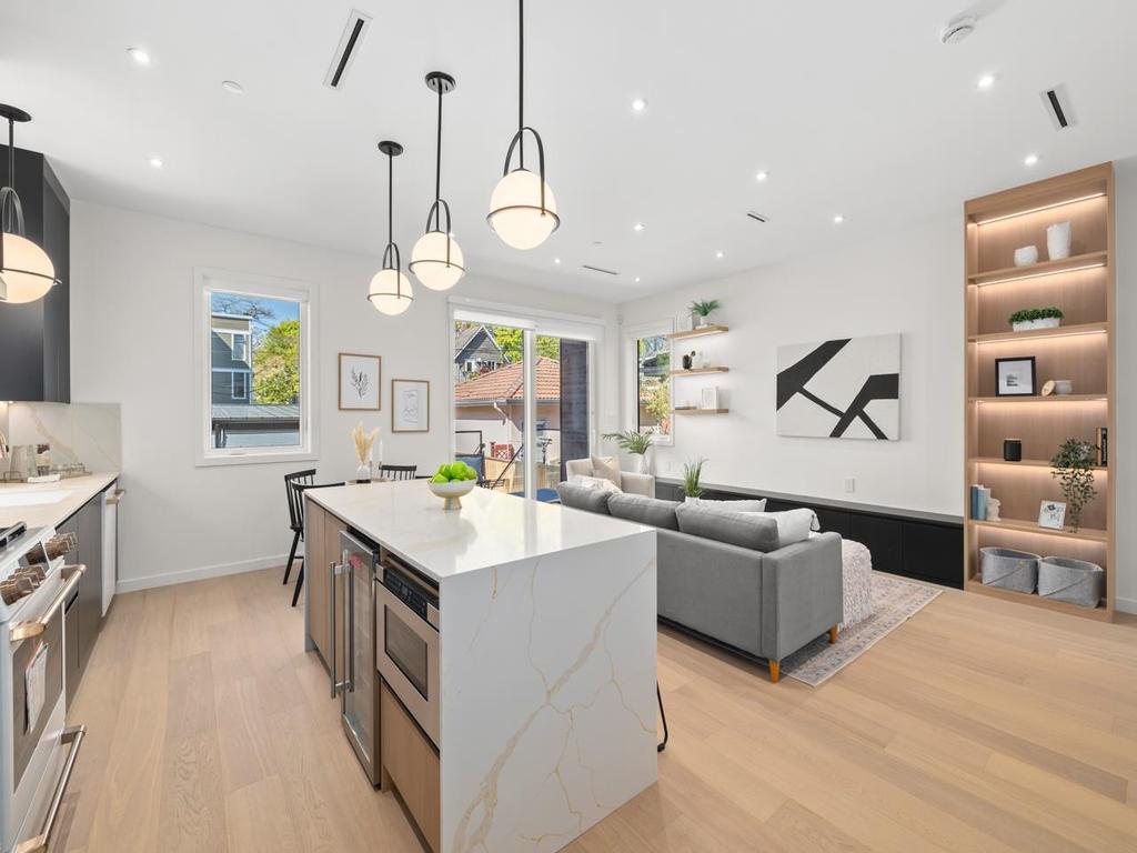 Listing Image for R3075998