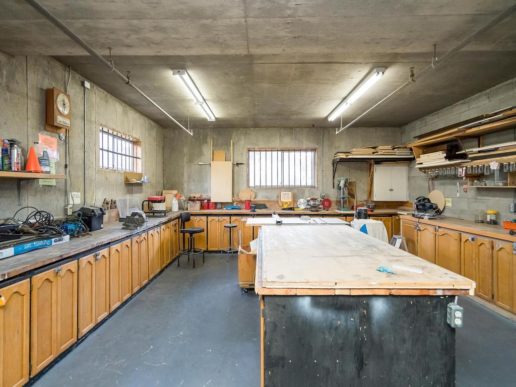 Listing Image for R3076029