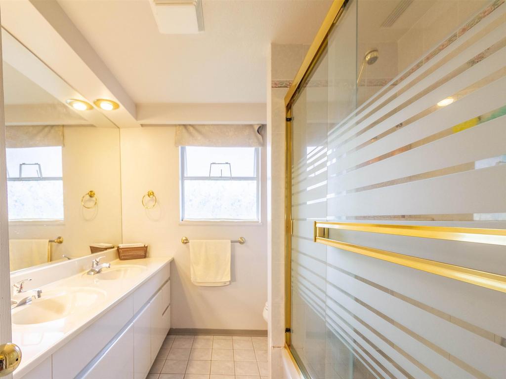 Listing Image for R3076034