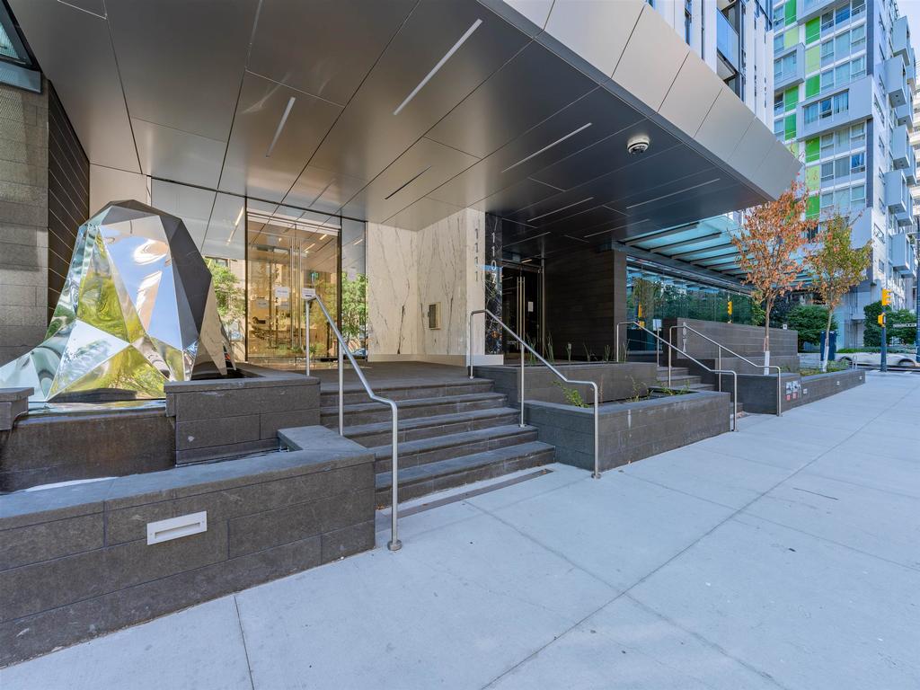 Listing Image for R3076176