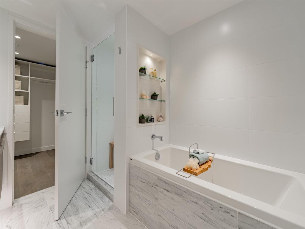 Listing Image for R3076176