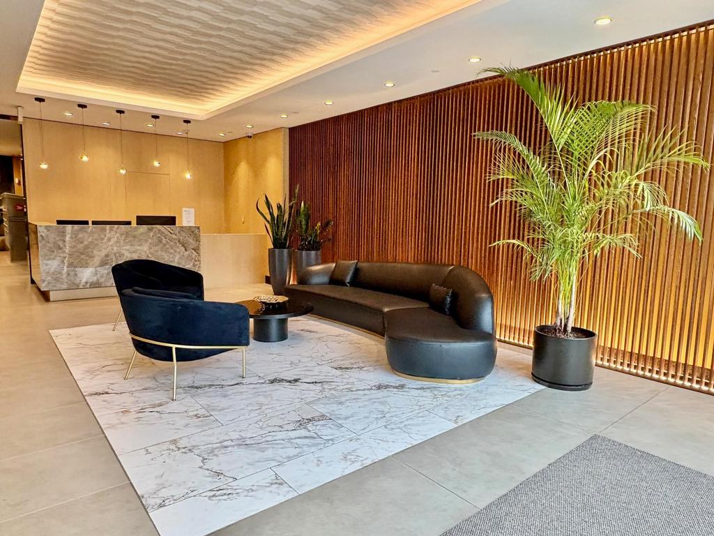 Listing Image for R3076215