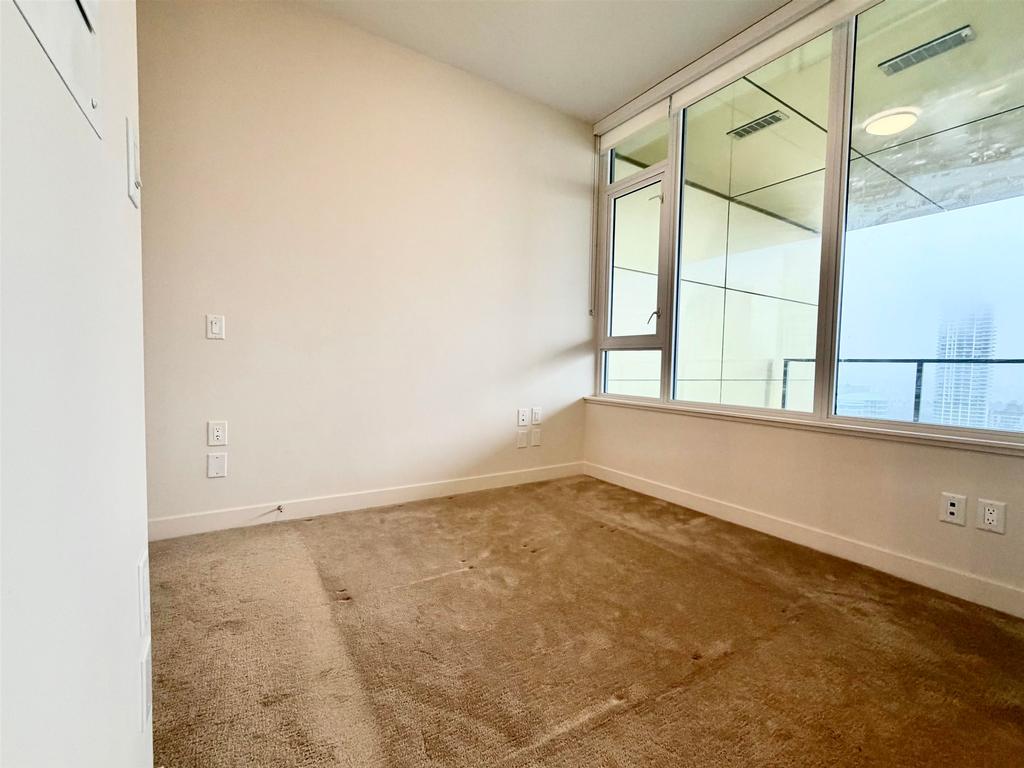 Listing Image for R3076219