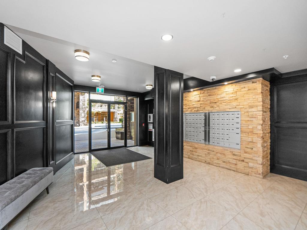 Listing Image for R3076265