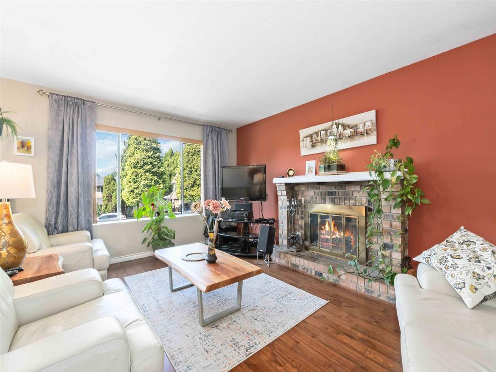 Listing Image for R3076275