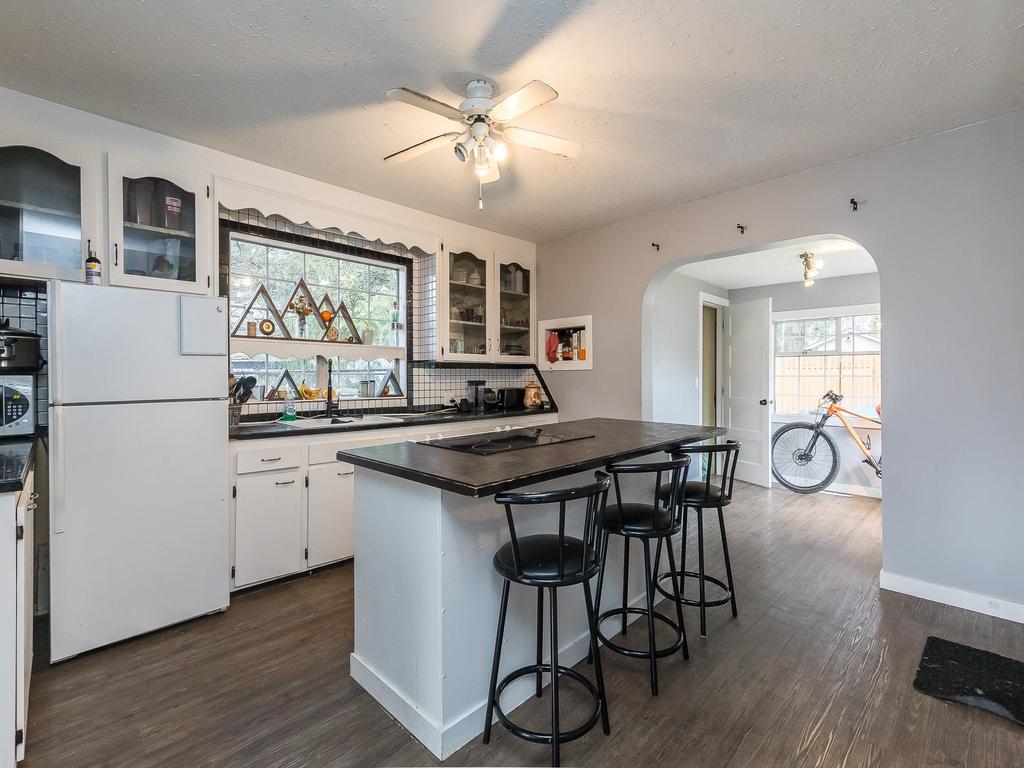 Listing Image for R3076295