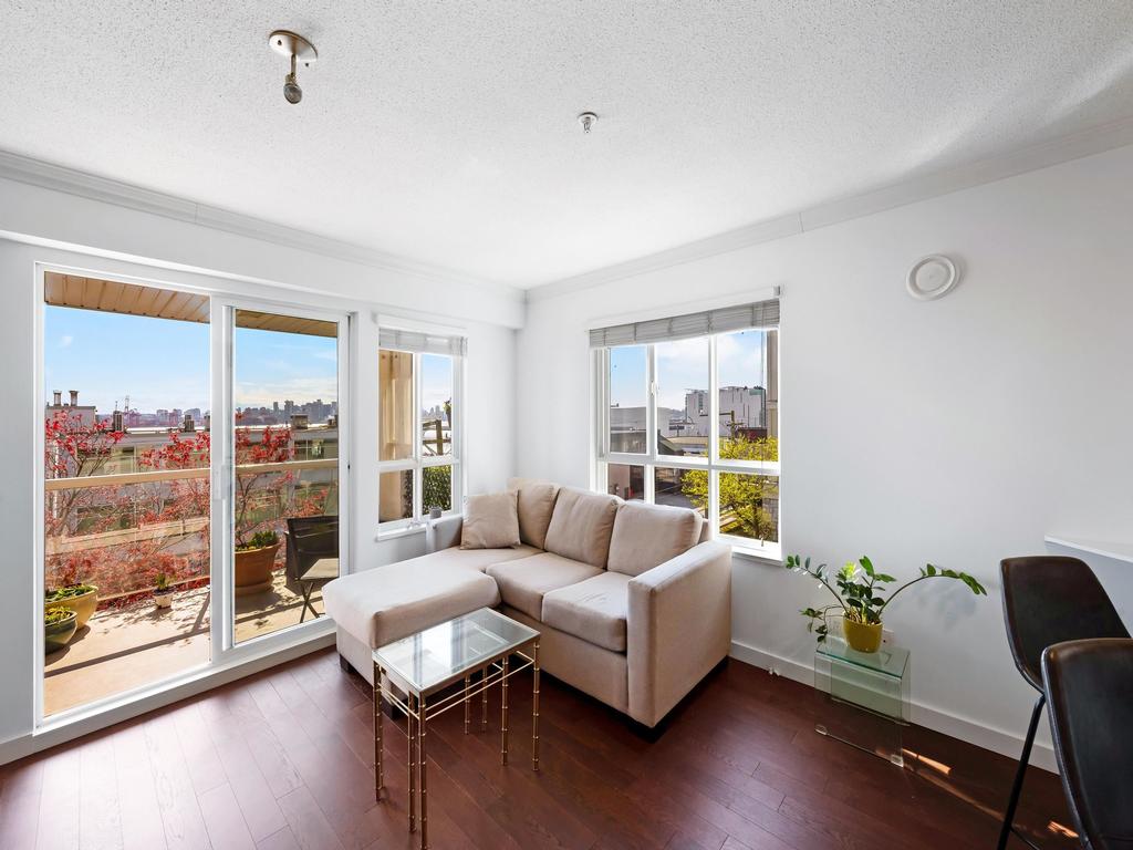 Listing Image for R3076323