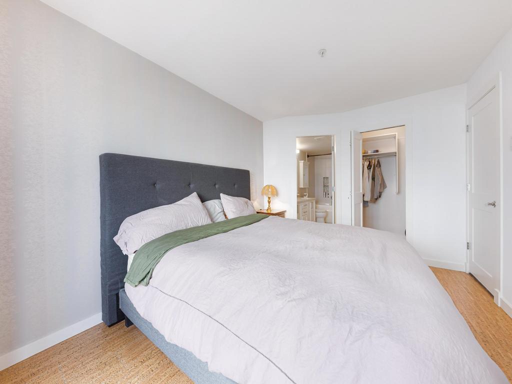 Listing Image for R3076323