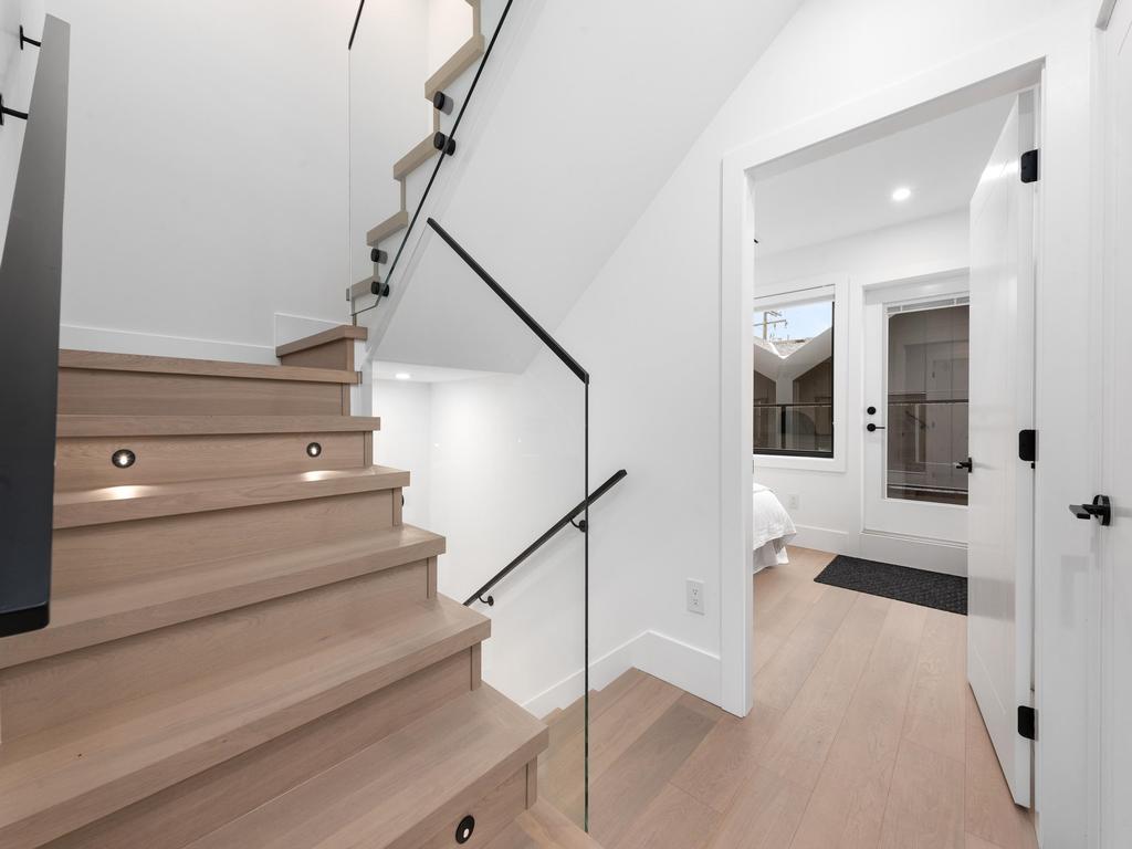 Listing Image for R3076347