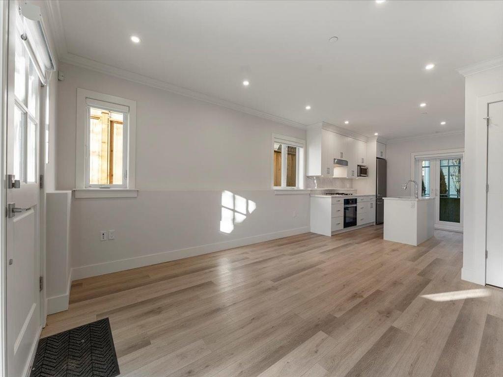 Listing Image for R3076354