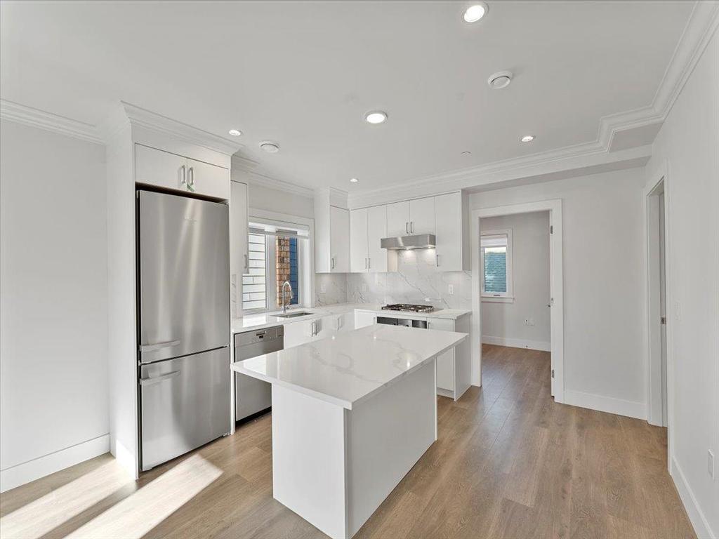 Listing Image for R3076355