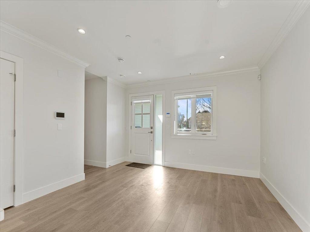 Listing Image for R3076355