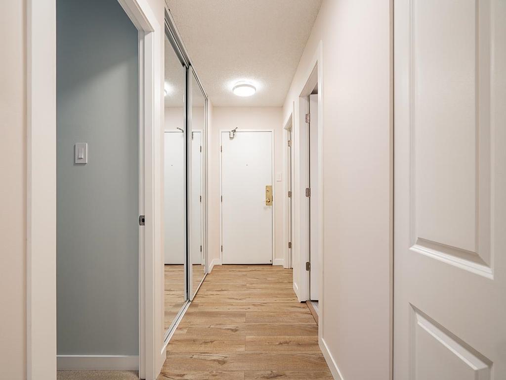 Listing Image for R3076389