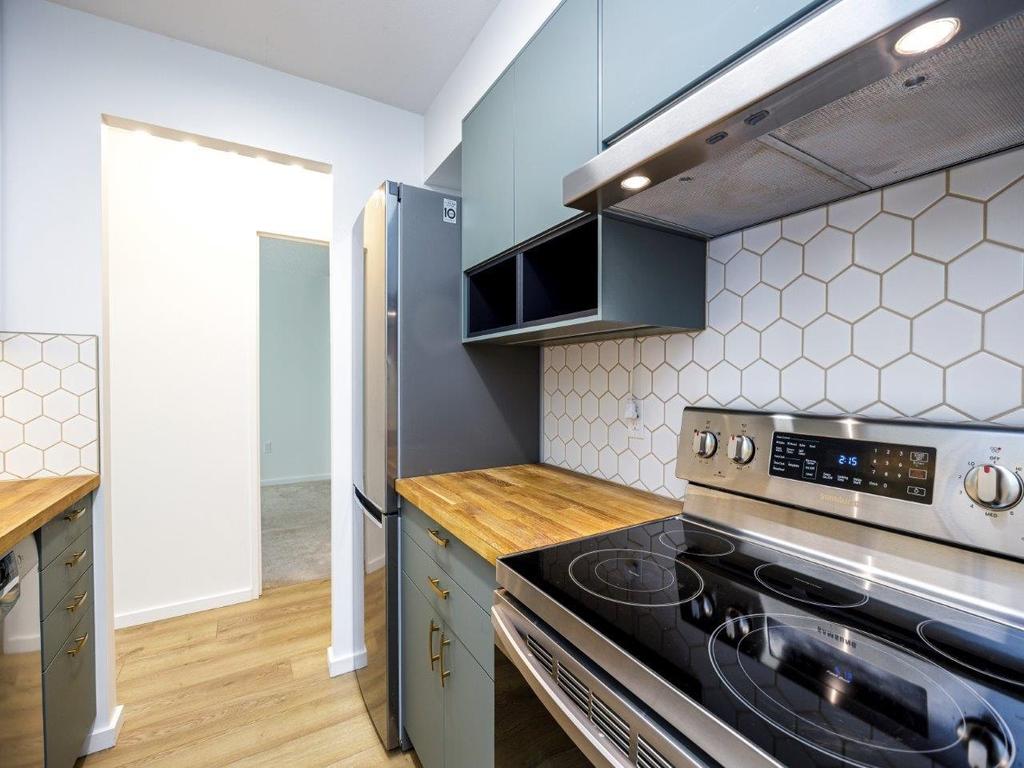 Listing Image for R3076417