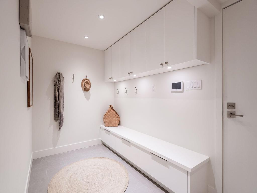 Listing Image for R3076418