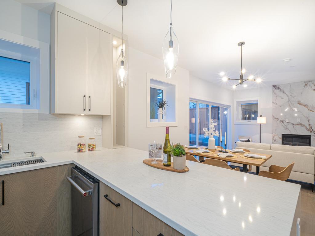 Listing Image for R3076424