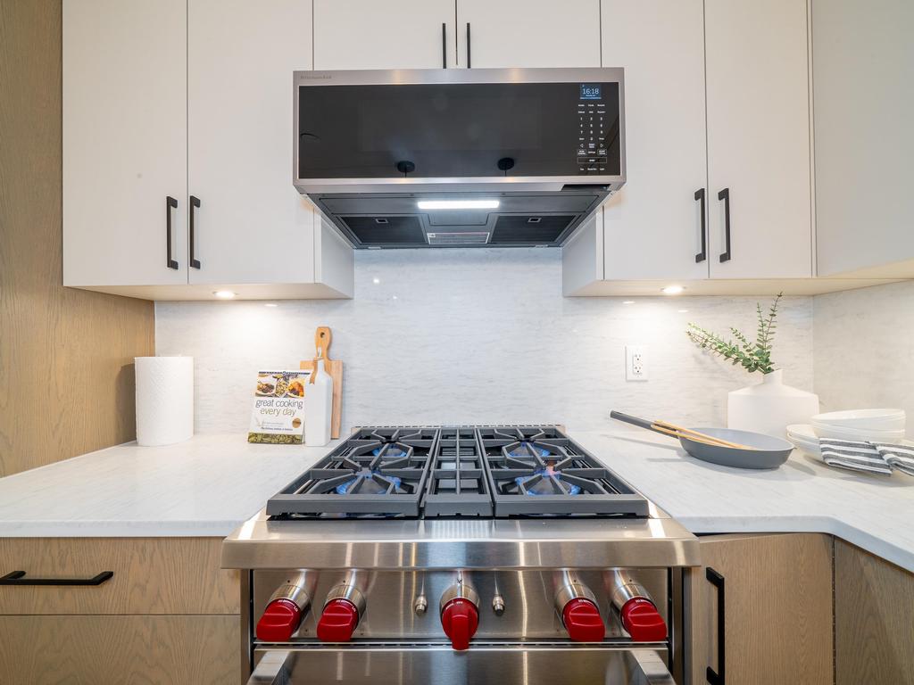 Listing Image for R3076424