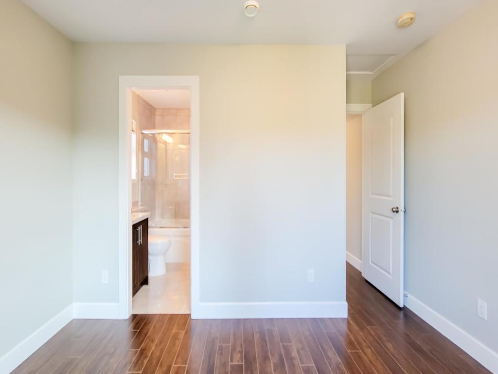 Listing Image for R3076439