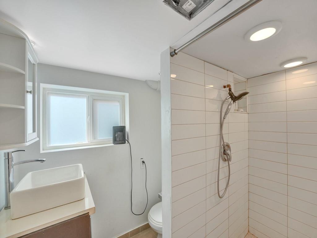 Listing Image for R3076467